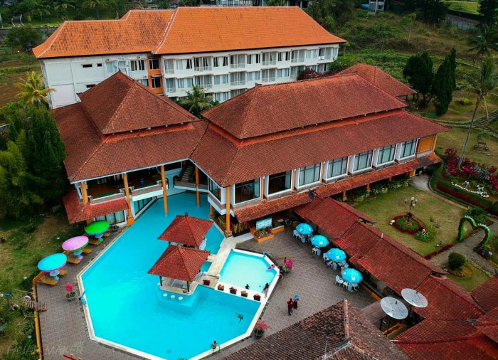 Royal Trawas Hotel & Cottages